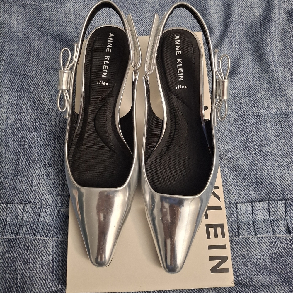Anne Klein Shiny Silver Pointed Heels
